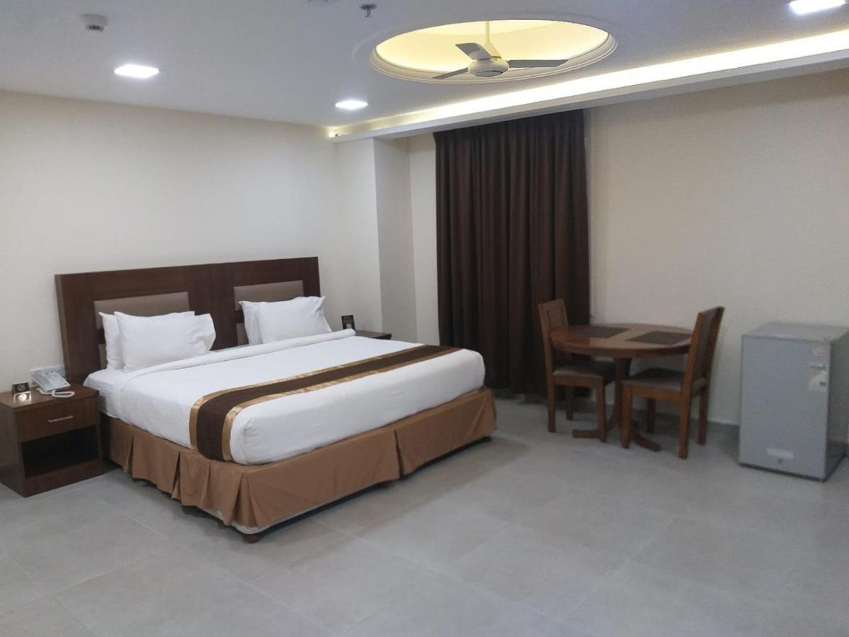 Bristol Hotel Selale Dış mekan fotoğraf